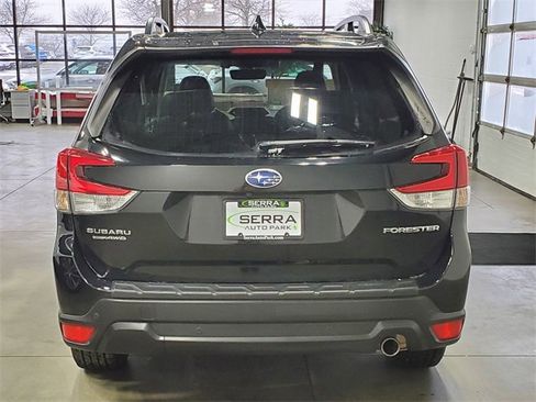 Used 2019 Subaru Forester Limited image 5