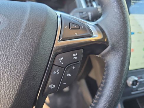 Used 2024 Ford Edge Titanium AWD/4WD image 17