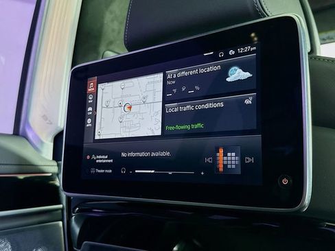 Used 2022 BMW ALPINA B7 xDrive ALPINA B7 xDrive w/ Luxury Rear Seating Package image 27