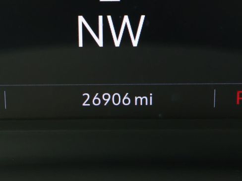 Certified 2024 Cadillac XT6 Luxury FWD image 33