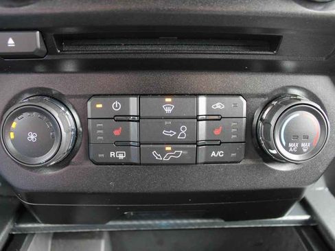 Used 2018 Ford F150 XLT w/ Equipment Group 302A Luxury image 21