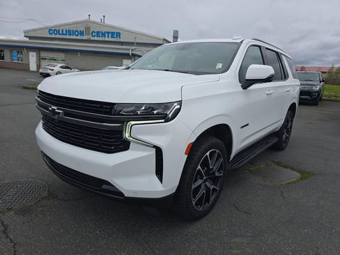 Used 2022 Chevrolet Tahoe RST w/ Sport Performance Package image 9