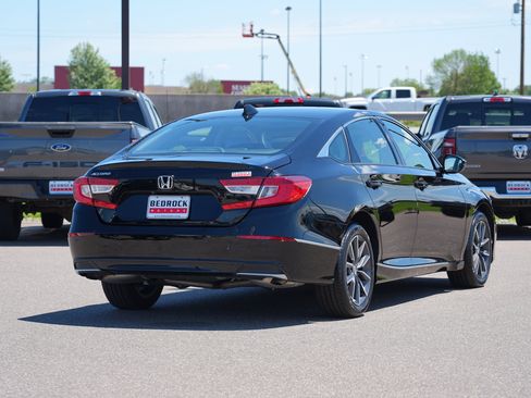 Used 2021 Honda Accord EX-L image 3
