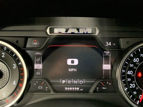 Used 2022 RAM 2500 Big Horn w/ Level C Equiment Group image 30