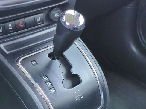Used 2016 Jeep Patriot High Altitude FWD image 31