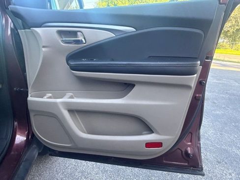Used 2017 Honda Ridgeline RTL image 15