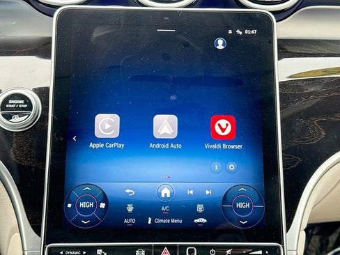 Used 2025 Mercedes-Benz GLC 300 GLC 300 image 13