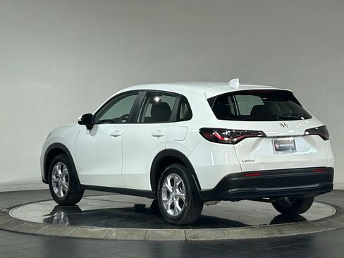 Used 2024 Honda HR-V LX image 7