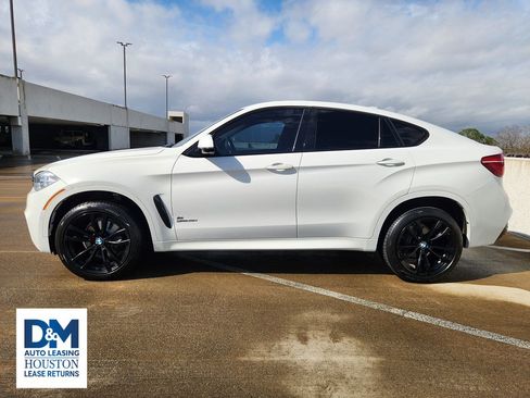 Used 2019 BMW X6 sDrive35i w/ M Sport Package image 5