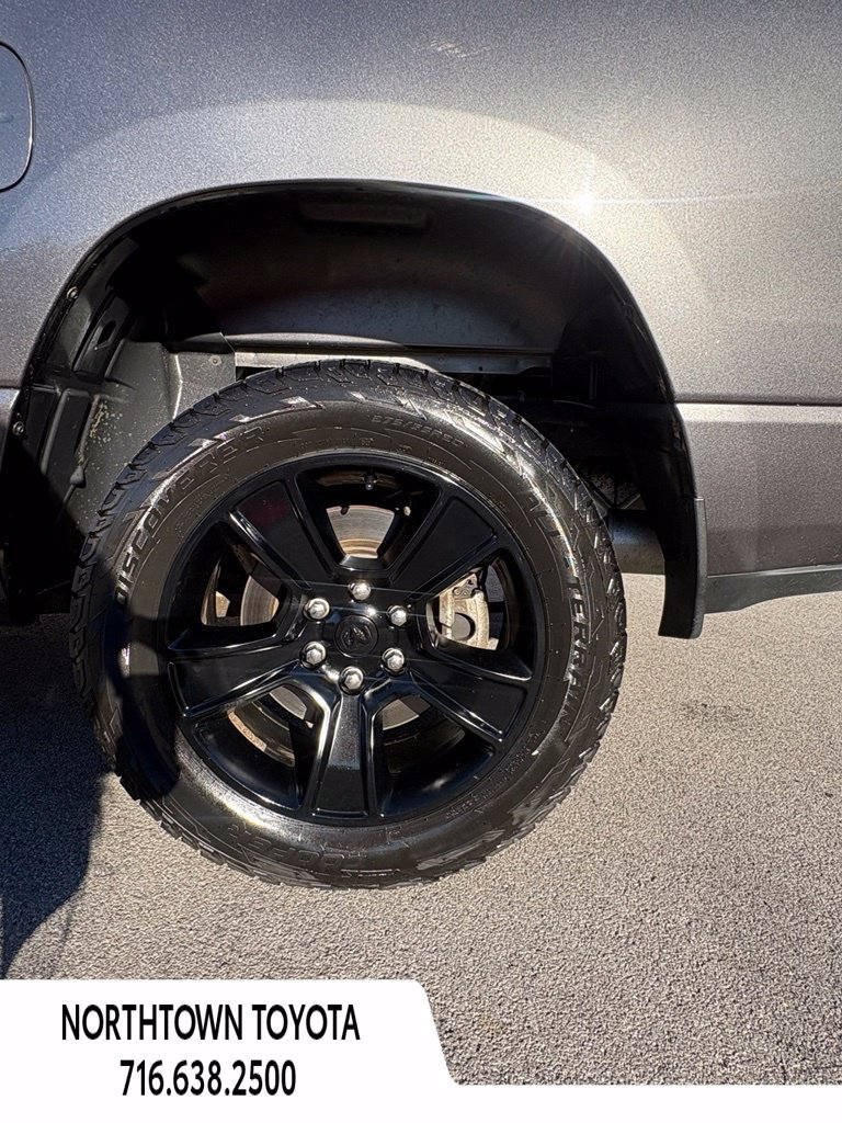 Used 2022 RAM 1500 Big Horn w/ Night Edition AWD/4WD image 17