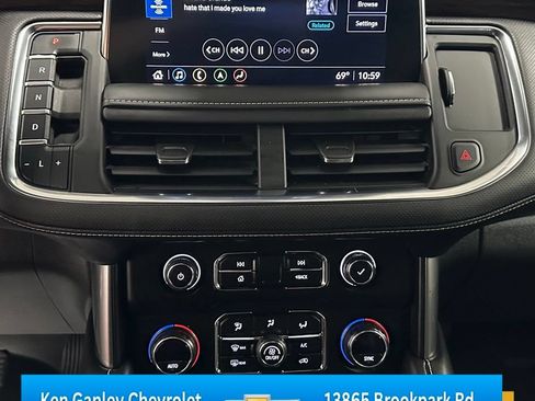 Used 2021 Chevrolet Tahoe Premier w/ Premium Package AWD/4WD image 16