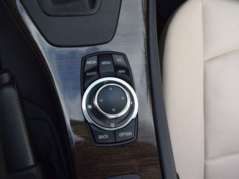 Used 2013 BMW 328i Convertible RWD image 60
