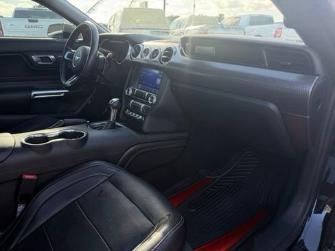 Used 2021 Ford Mustang GT Premium w/ GT Performance Package RWD image 14