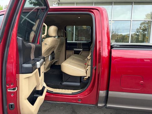 Used 2017 Ford F250 Lariat w/ Tow Technology Bundle AWD/4WD image 42