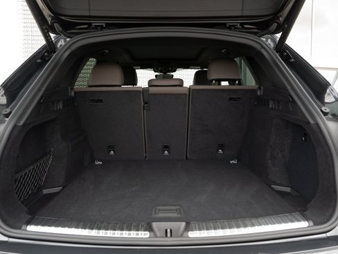 Certified 2025 Audi Q5 Premium w/ Convenience Package AWD/4WD image 27