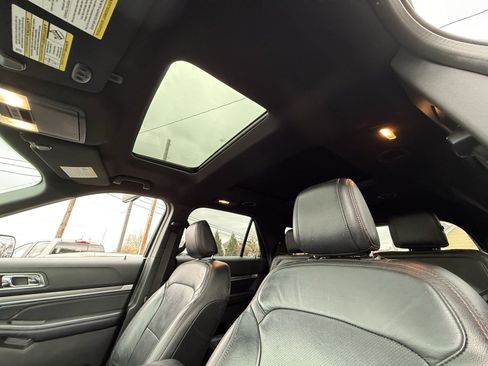 Used 2018 Ford Explorer Sport w/ Equipment Group 401A image 28