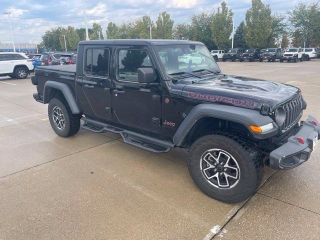 Used 2024 Jeep Gladiator Rubicon w/ Technology Group AWD/4WD image 1