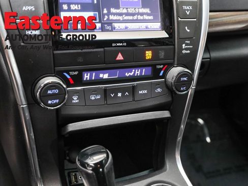 Used 2016 Toyota Camry XLE FWD image 20