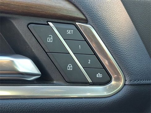 Used 2022 Chevrolet Silverado 1500 High Country image 28