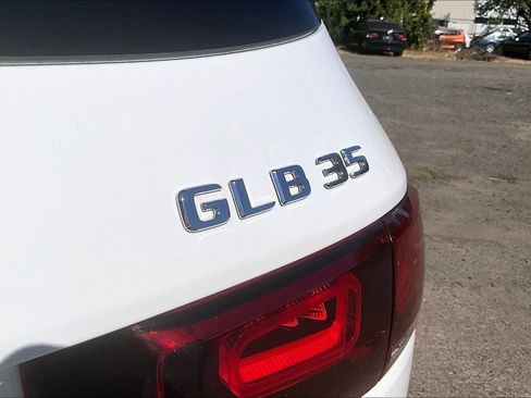 Used 2023 Mercedes-Benz GLB 35 AMG 4MATIC image 11