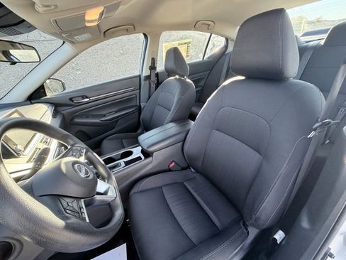 Used 2024 Nissan Altima 2.5 SV image 22