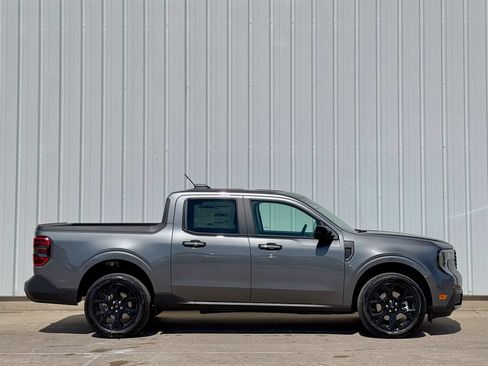 New 2026 Ford Maverick Lariat w/ Black Appearance Package AWD/4WD image 7