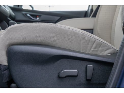 Certified 2025 Subaru Ascent Premium w/ Premium Package image 18