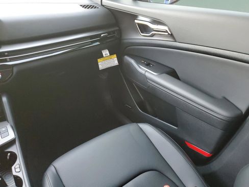 New 2026 Kia Sportage SX FWD image 21