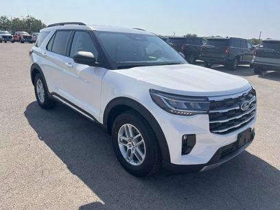 New 2025 Ford Explorer Active w/ Active Comfort Package