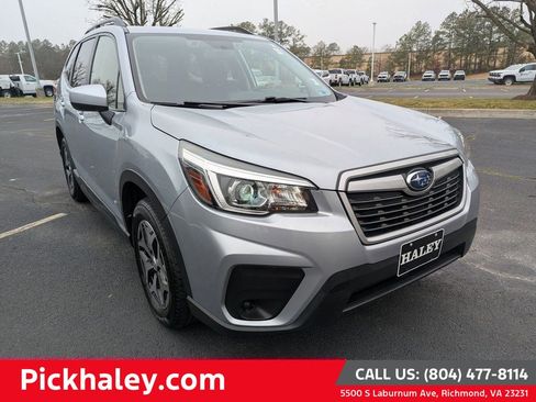 Used 2019 Subaru Forester Premium image 1