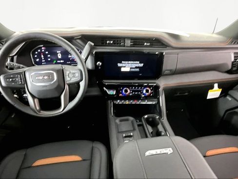 New 2026 GMC Sierra 2500 AT4 w/ AT4 Premium Plus Package AWD/4WD image 6