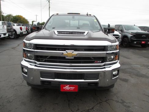 Used 2018 Chevrolet Silverado 3500 LTZ w/ Duramax Plus Package image 13