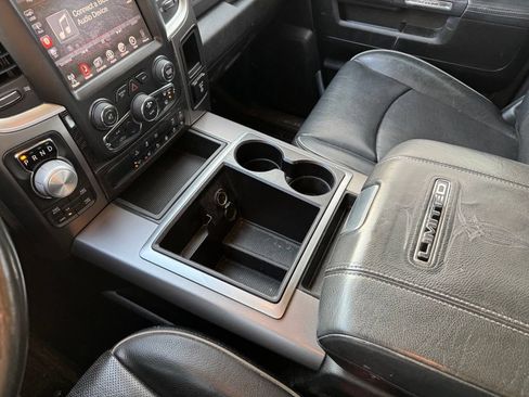 Used 2015 RAM 1500 Limited AWD/4WD image 9
