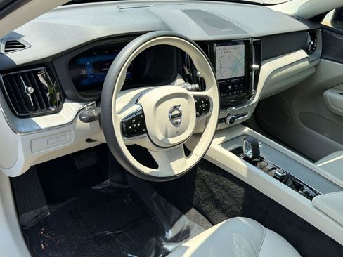 Certified 2024 Volvo XC60 T8 Plus w/ Climate Package AWD/4WD image 4