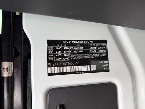 Used 2026 Mercedes-Benz Sprinter 2500 image 14