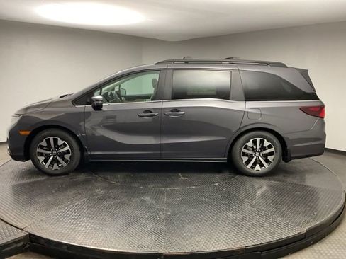 New 2026 Honda Odyssey EX-L image 4