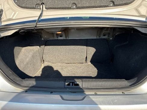 Used 2010 Ford Focus SES FWD image 23