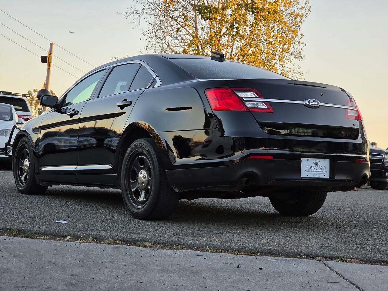 Used 2018 Ford Taurus Police Interceptor AWD image 12