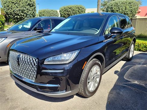 Certified 2024 Lincoln Corsair FWD image 3