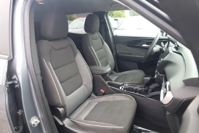 Used 2022 Chevrolet TrailBlazer LT FWD image 20