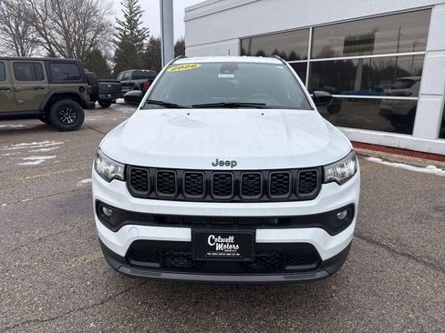 New 2026 Jeep Compass Latitude image 5