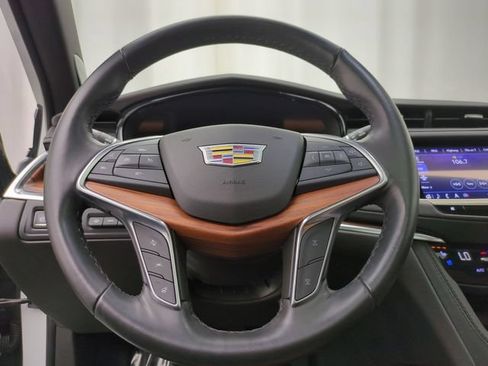 Certified 2023 Cadillac XT5 Premium Luxury w/ Technology Package AWD/4WD image 10