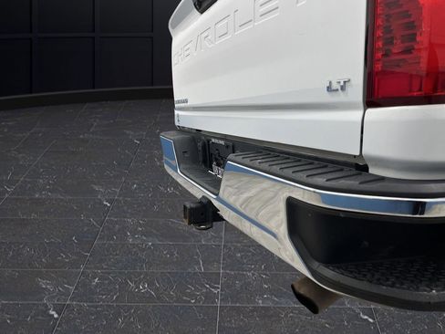 Used 2022 Chevrolet Silverado 3500 LT image 34