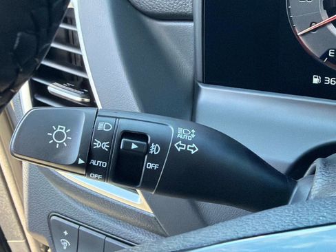 New 2026 Kia Seltos EX FWD image 30