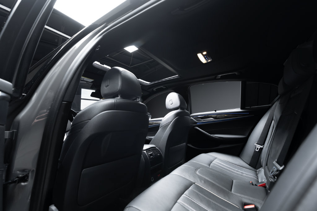 Used 2022 BMW 540i w/ M Sport Package RWD image 41