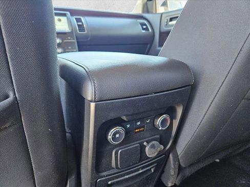 Used 2016 Ford Flex SEL image 16