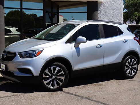 Used 2022 Buick Encore Preferred AWD/4WD image 3