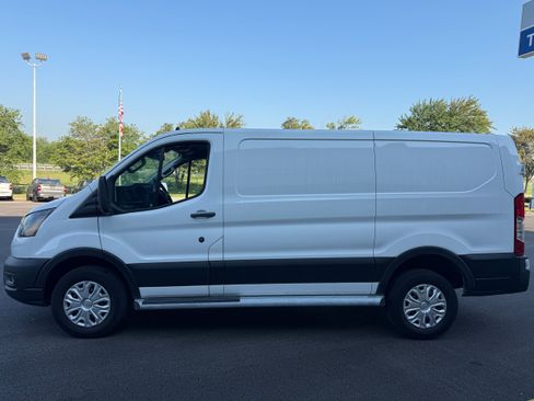 Used 2024 Ford Transit 250 Low Roof w/ Exterior Upgrade Package RWD image 5