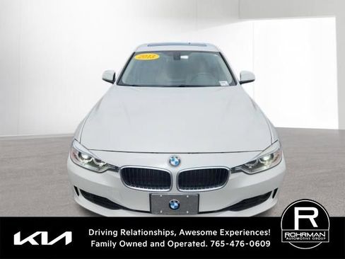 Used 2013 BMW 335i xDrive Sedan AWD/4WD image 2
