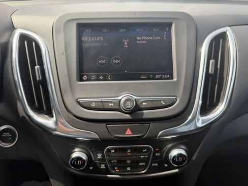 Used 2021 Chevrolet Equinox LT FWD image 11